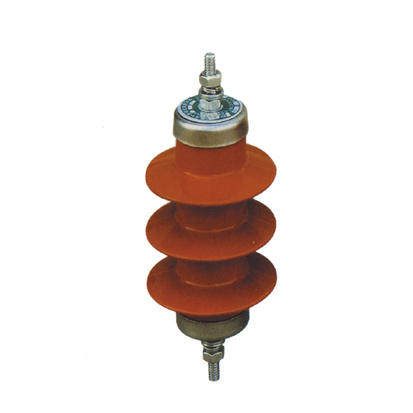 HY5W-3~6KV 避雷器是用來(lái)保護(hù)電力系統(tǒng)中各種電器設(shè)備免受過(guò)電壓損壞的電器產(chǎn)品，具有良好保護(hù)性能。因?yàn)檠趸\閥片的非線(xiàn)性伏安特性十分優(yōu)良，使得在正常工作電…